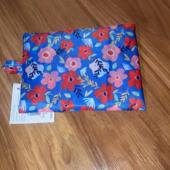 FINAL DROP🚨 💜 NWT reusable floral foldable grocery travel bag - Picture 1 of 5